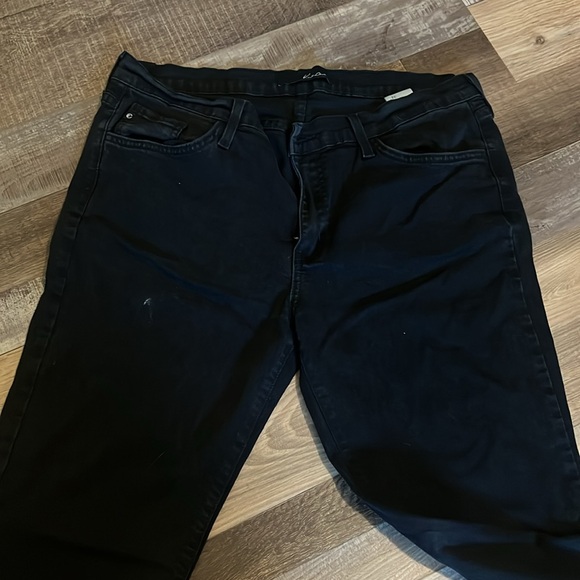 KanCan Mid-Rise Skinny Stretch Jean - Picture 5 of 5